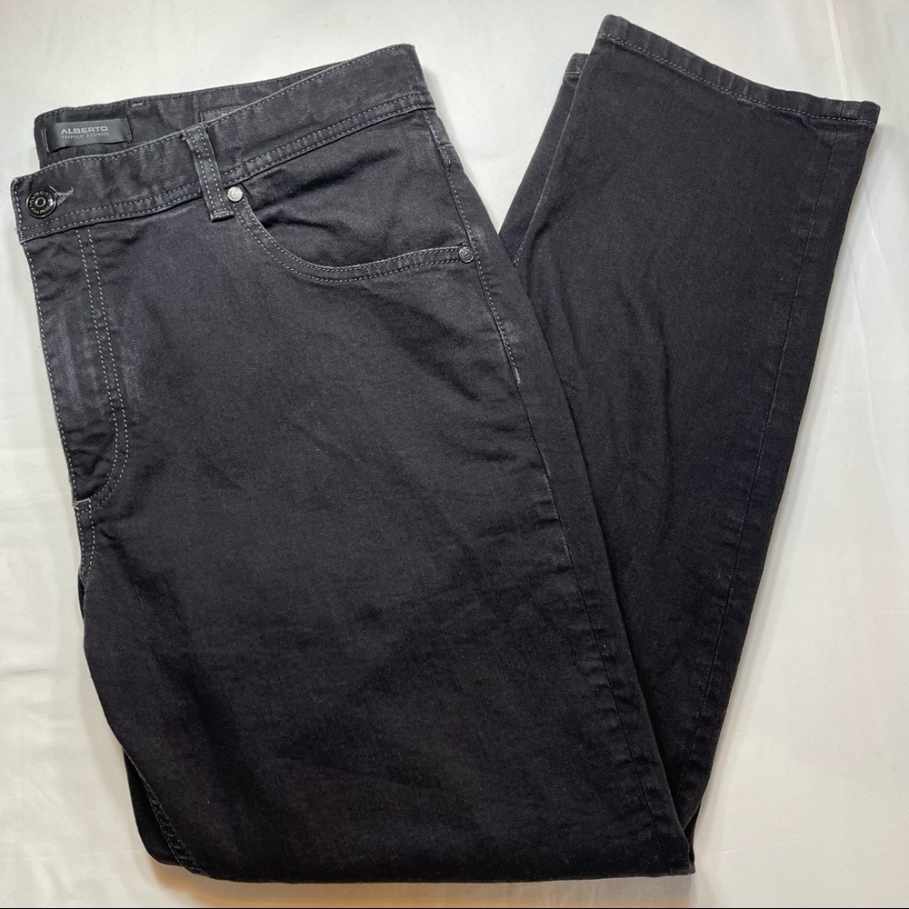 ✨HOST PICK✨Alberto Stone Modern Fit 5 Pocket Jean